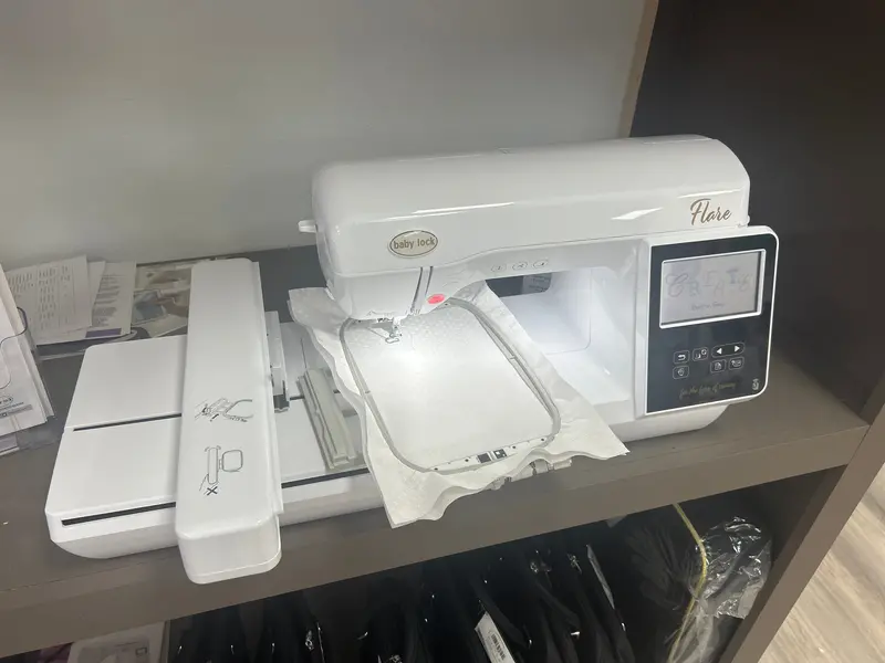 Baby Lock Flare Standalone Embroidery Machine With Large Hooping Area 1