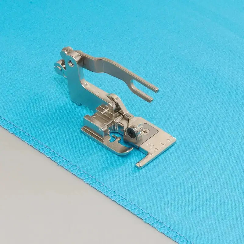 Baby Lock Side-Cutting Presser Foot 1
