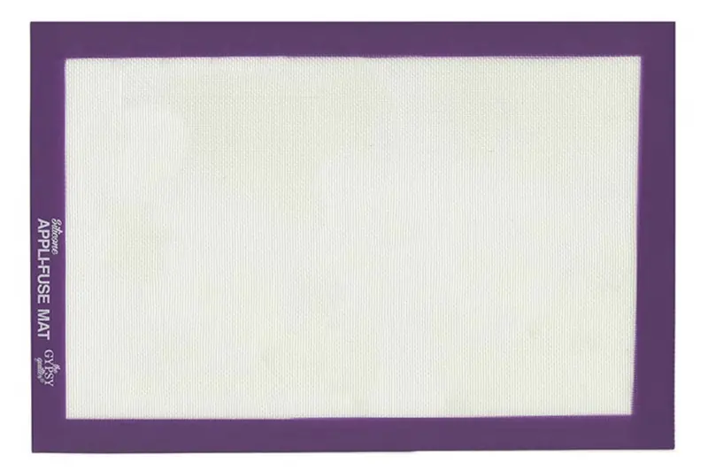 Gypsy Quilter Silicone Appli-Fuse Mat (12" X 18") – Heat-Resistant Appliqué Tool 1