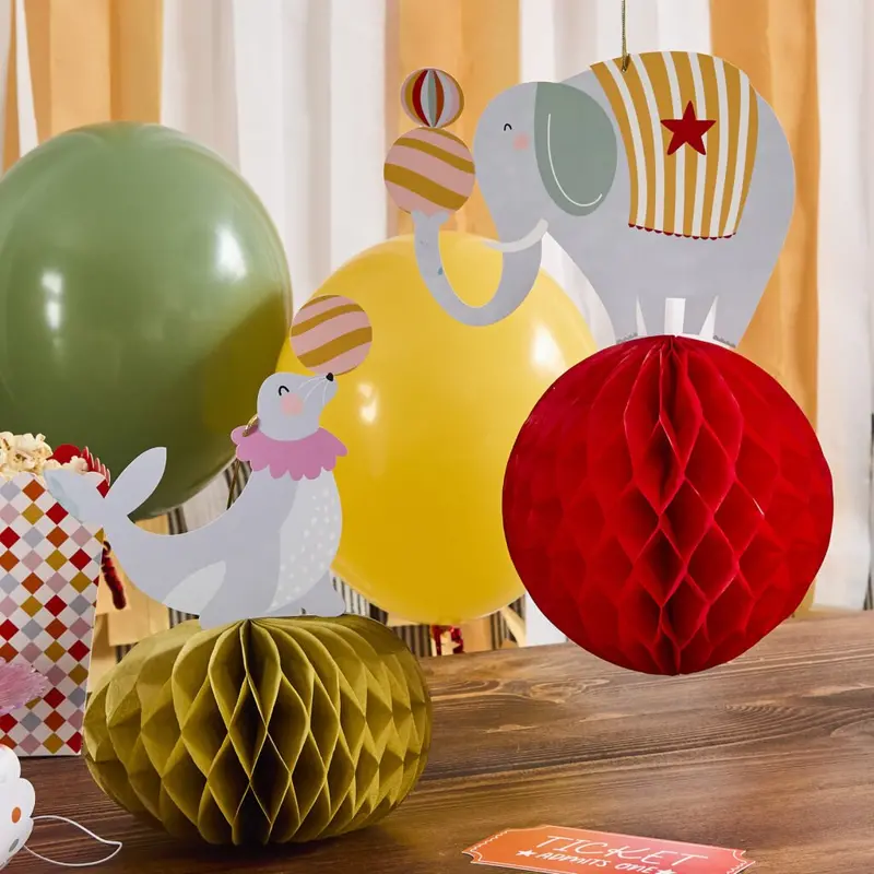 Honeycomb Circus Animal Decor: Elephant & Seal (2-Piece) 1