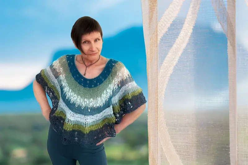 Kaira Poncho Knitting Pattern 1