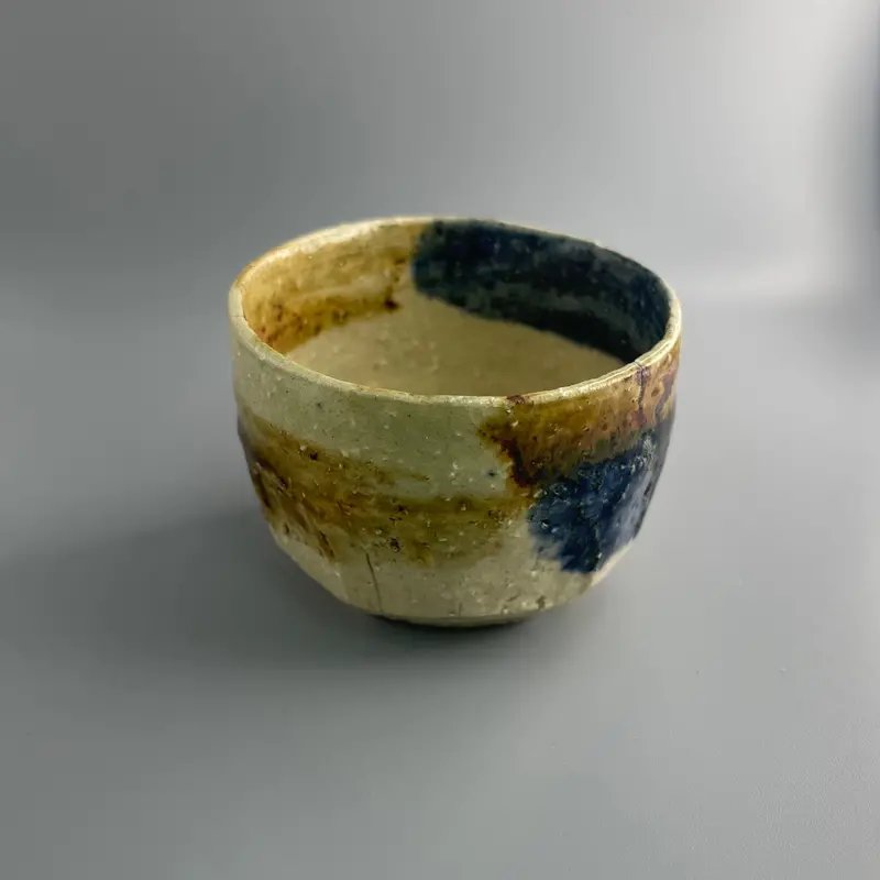 Keizan Kiln Mingei Oribe Guinomi – Handmade Japanese Ceramic Sake Cup With Wooden Box 1