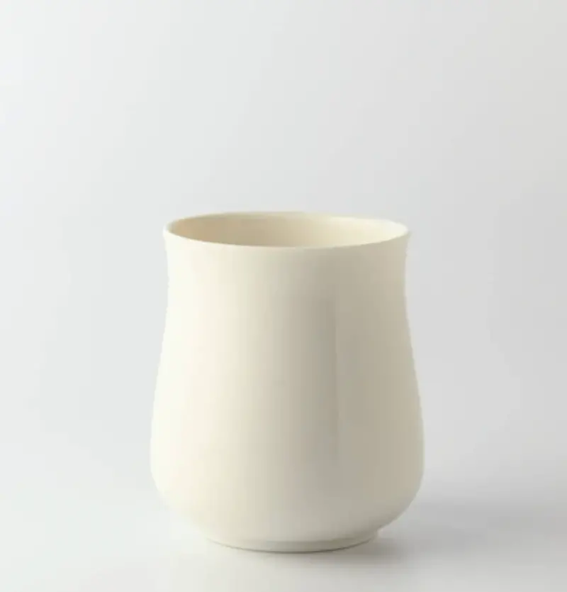 Miyama Minoyaki Oval Cup — Creamy Off-White Ceramic 1
