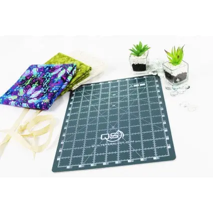 Quilters Select Dual-Sided Cutting Mat – 9" X 12" 2