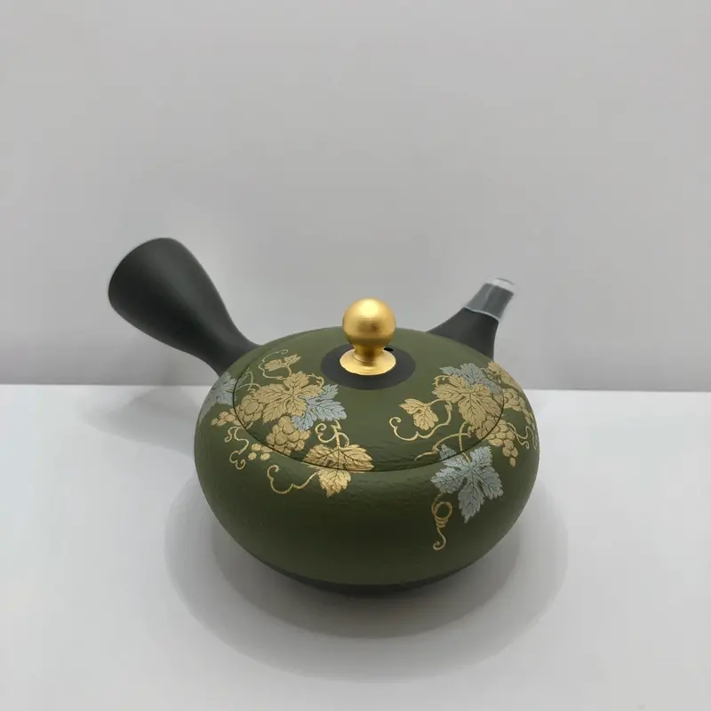 Shouhou Kiln Tokoname-Yaki Kyusu Teapot – 250Ml Inspired By Golden Grape Vines 1
