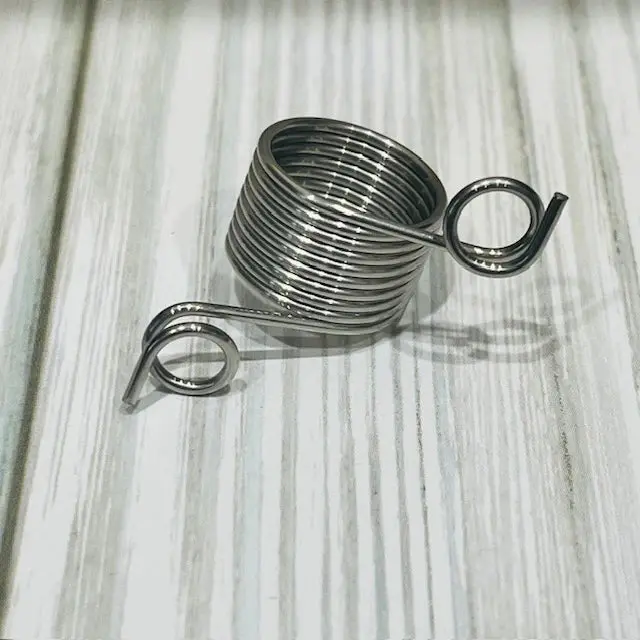 Traditional Norwegian Knitting Thimble – Brass Protective Ring 1