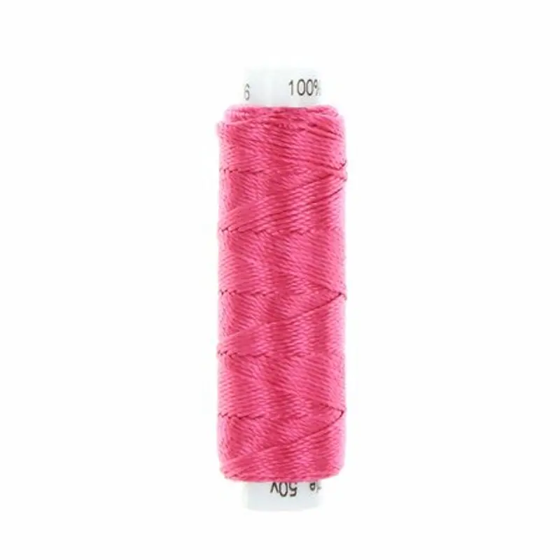Wonderfil Razzle Thread – Raspberry Wine (Rz1106) 1