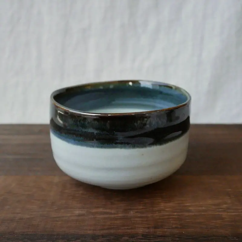 Yamaki Ikai Blue Yohen Matcha Bowl – Small-Sized Karamine Kiln Tea Bowl 1