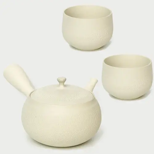 Yamaki Ikai F252 Set — White Tokoname Kyusu & Two Matching Tea Cups 1