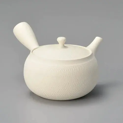 Yamaki Ikai Tokoname White Kyusu – Handcrafted Ceramic Tea Pot 1