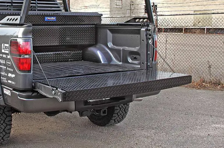 Dee Zee Tailgate Protector – Full Coverage, Black Tread Surface (Dz4138B) 1