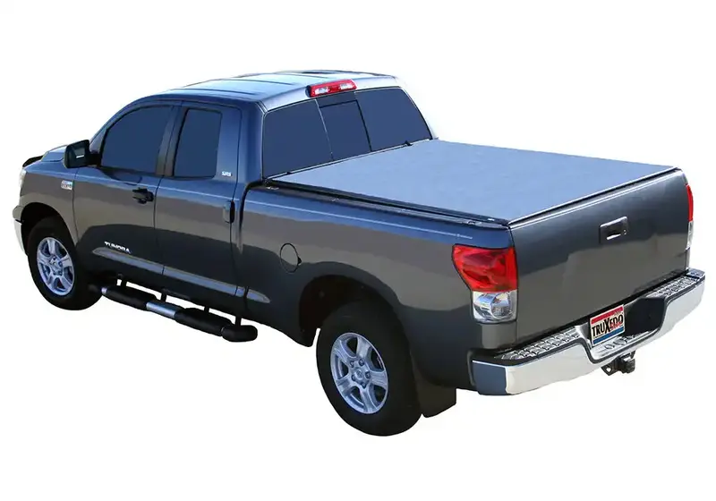 Truxedo Deuce Tonneau Cover For 2022–2023 Toyota Tundra (6'7" Bed, No Deck Rail System) 1
